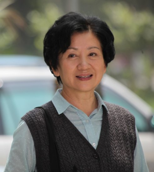 《劝和小组》央一热播 鲍起静成"劝和总舵主"