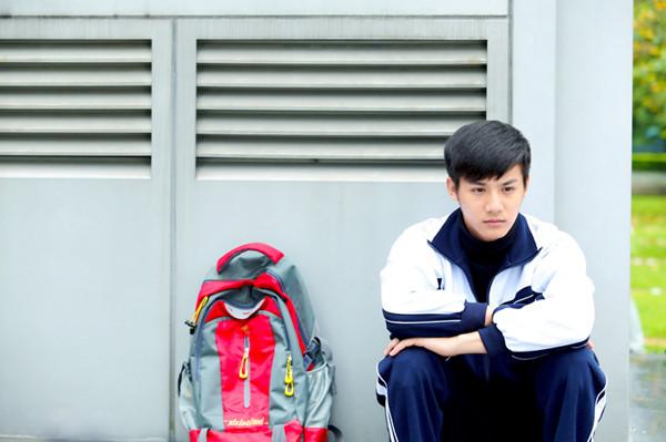 郑业成《半路父子》开播获期待 大戏连台势头猛