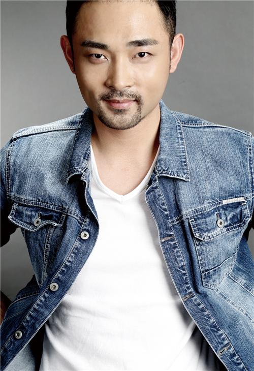 娱乐新闻资讯 《神犬奇兵》卫视将播 旌鸣与"萌宠"亲密接触