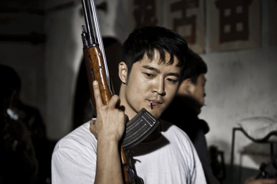 王京花签约新秀尚于博 欲再打造实力新偶像