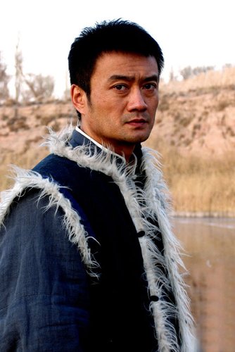 《青树》甘肃天津热播青年演员曹卫宇受关注