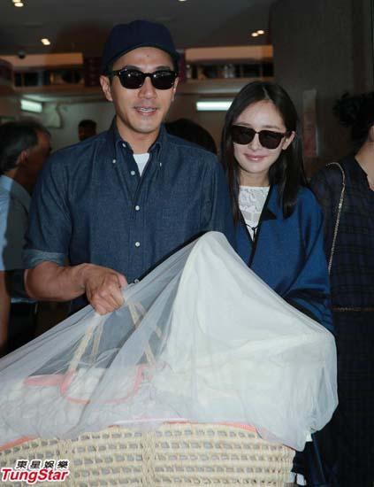 杨幂产千金出院 刘丹曝孙女将留港生活