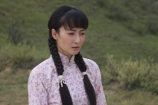 《战火西北狼》热播 朱虹情陷刘恺威谷智鑫