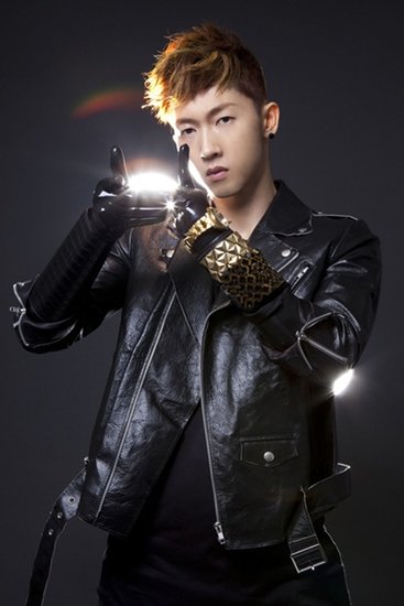 o.t.前成员张佑赫时隔五年推出全新音乐作品