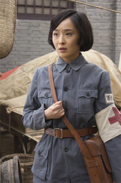 由刘新指导,李曼,林永健担纲主演的抗战热血革命电视剧《怒放》正在