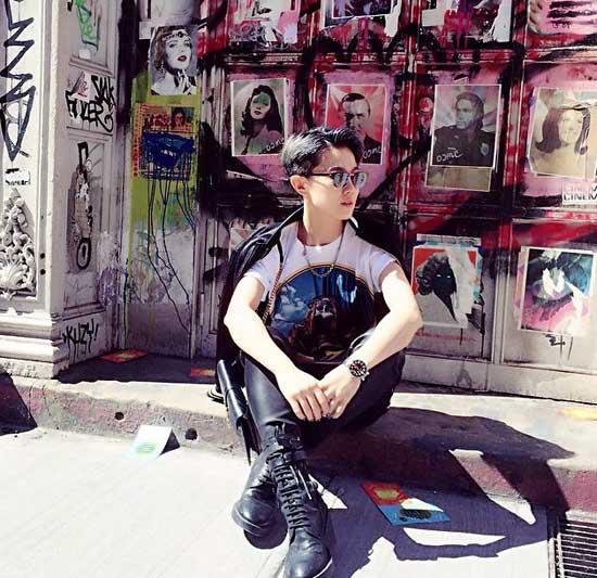 娱乐热点新闻 歌手刘力扬谈纽约行 表示"时尚是一种态度"