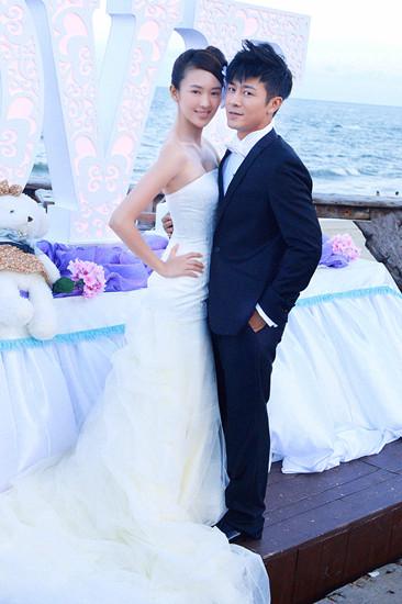 林申童瑶海南大婚 《求爱假期》促成欢喜冤家