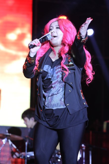 [音乐频道]爵士嘉年华开幕首日 好声音刘雅婷好妹妹献唱