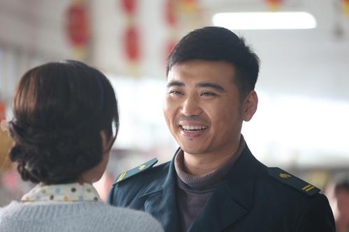 《二婶》收视飘红 李东霖挑大梁保卫"二婶"