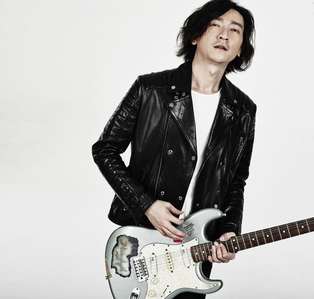 侯磊参演徐若瑄mv 挑战新角色化身摇滚乐手