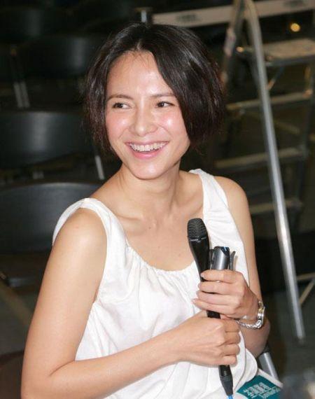 老公出轨李心洁很开心:多了很多相处机会