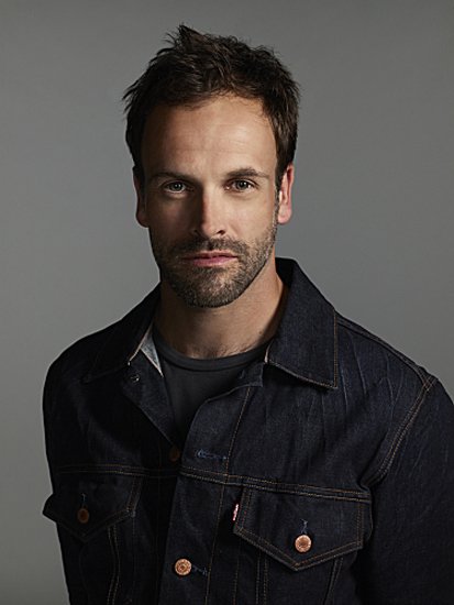 (elementary)海报   约翰&middot;李&middot;米勒(jonny lee miller)