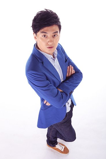 陈月末为《饭局》献荧幕初吻 龙年爱恋也疯狂