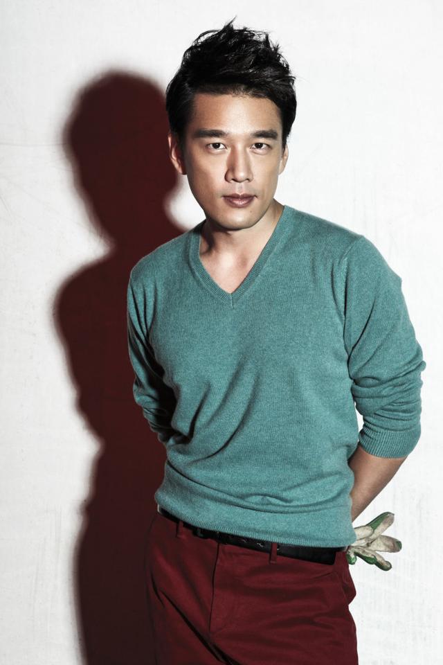 《产科医生》开播 海归博士王耀庆遭"质疑"