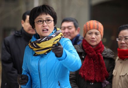 首页 娱乐 > 正文  &()& 张国立&张鹭吵架戏 都市婚恋轻喜剧《老公的