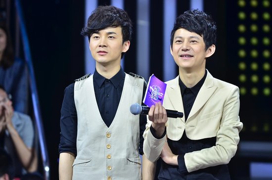 [电视新闻]《我们约会吧》丁克女拒绝适婚 魅力女镇压全场