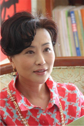 【外国】乔红加盟《钱多多嫁人记》 与朴海镇***对决 [钛业热门](0618