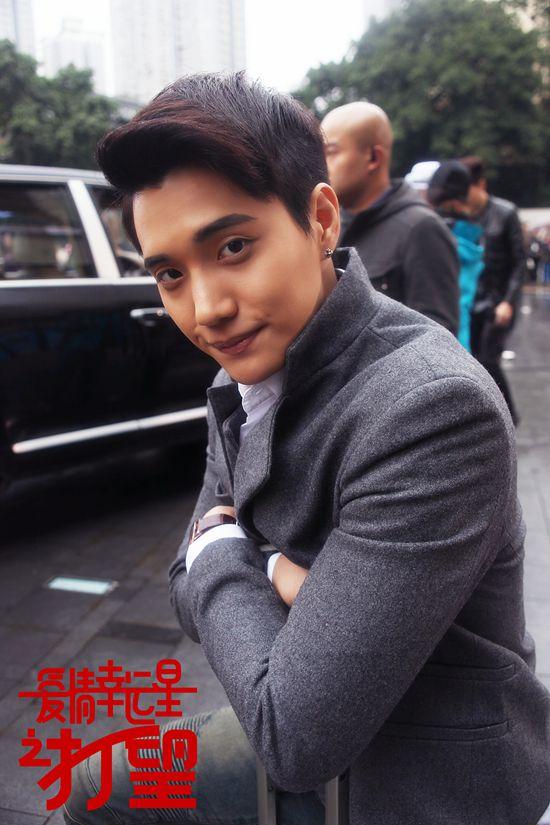 美女导演"杨紫婷和人气偶像天团至上励合成员刘洲成,马雪阳,金恩圣