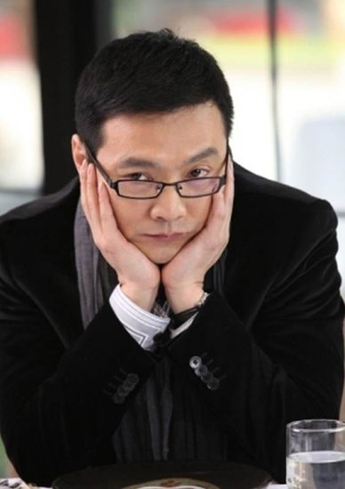 汪俊把导演和演员这两个"角色"把握得非常好