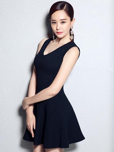 [ 摘要]在剧中,海陆饰演的张晓君和张迪饰演的刘嘉佑可谓是一对苦命