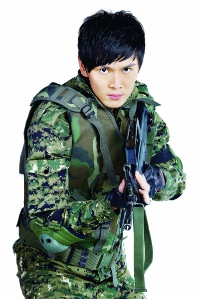 鲍春来参加《星兵报到》:面对镜头会有尴尬