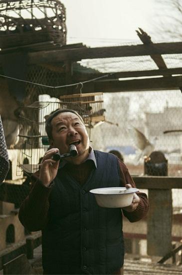 张绍荣《好大一个家》剧照张绍荣与杨立新腾讯娱乐讯日前,由陈佩斯