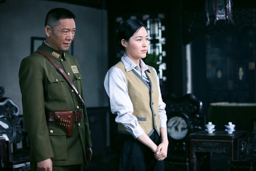 [ 导读]由张博,冯国强,汪裴等实力演员主演的大型抗战悬疑剧《出关》