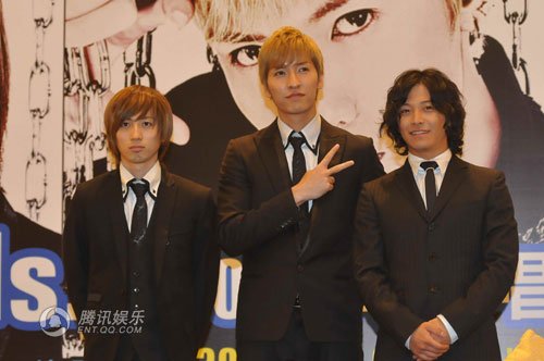 [20100616][明星]日本超人气组合winds抵沪 首秀中文10月开唱