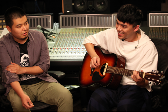 hush:心里住着个女生,有点任性和骄纵