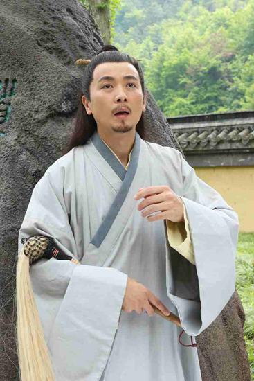 《崂山道士》杀青 保剑锋为戏颠覆扮丑魅力不减