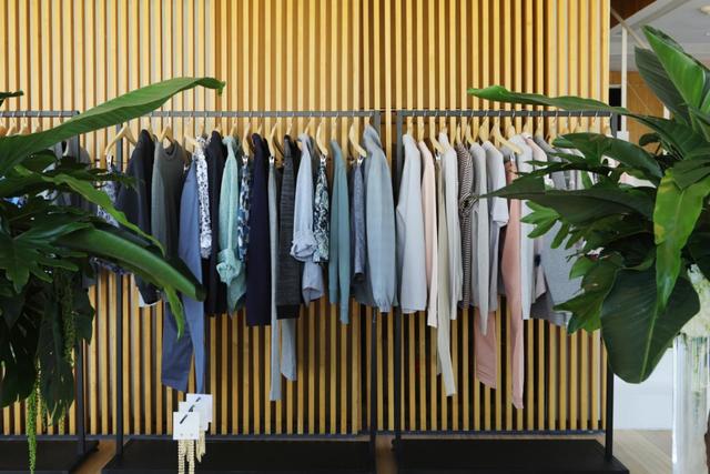 化繁至简，返璞归真 CLUB MONACO 发布2019春夏系列
