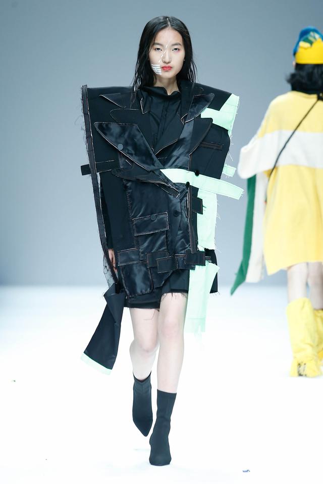 创意满载 火力全开 ——尚坤塬 2019中国国际大学生时装周在京启幕