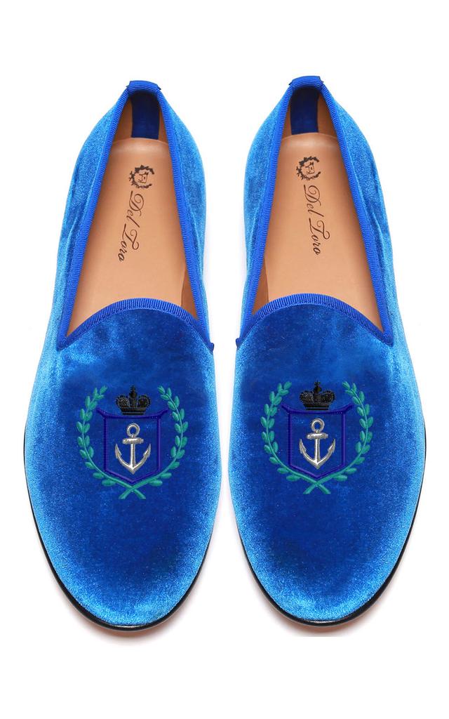 船锚印在蓝色的鞋身上真是再恰当不过