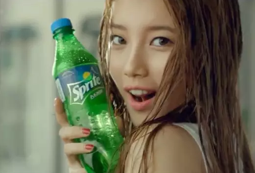 美容 偶像 生活 男士 视觉 专题  前面已经说过秀智是"cf女王"了,代言