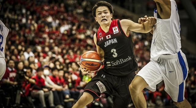 但是直人的表现可圈可点,这位28岁的得分后卫在富坚勇树等