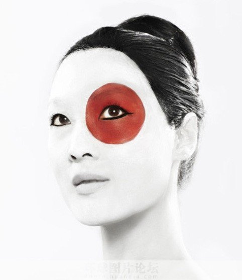 令人惊叹的人体国旗式彩绘(组图)