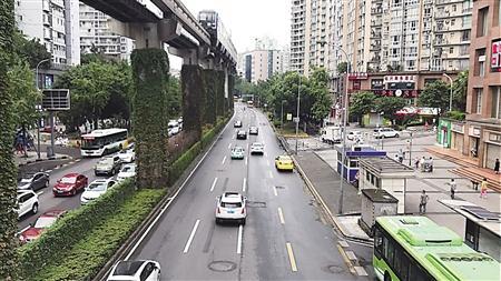 重庆第三条公交优先道7日全线运行 闯禁将罚款200元