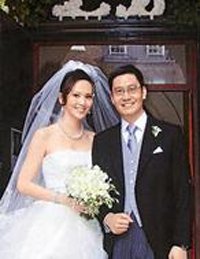 首页 卫浴新闻 港名流幼子豪华婚礼 斥资千万富二代云集          李