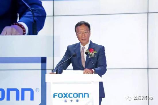 给员工买鸡腿的郭台铭 能摘掉血汗工厂帽子吗