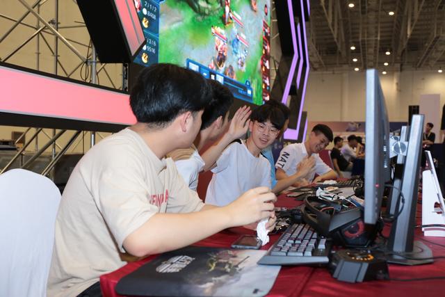 《赛马娘》开发商Cygames宣布成立AI工作室；第七届决胜巅峰世界总决赛开幕｜游戏早参