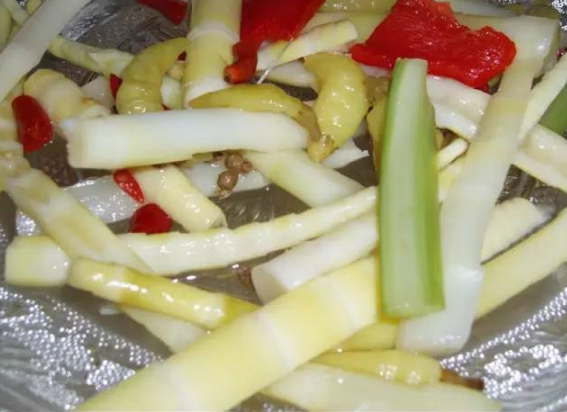 腌酸笋的做法步骤图文教程