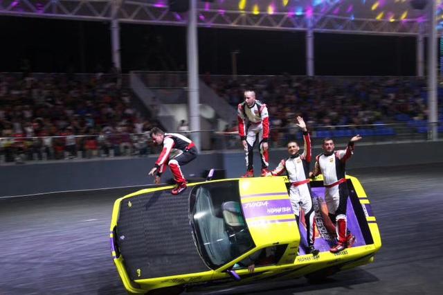 你的朋友圈一定被这场酷炫车技盛宴刷屏了!