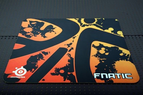 特价正品赛睿qckfnatic游戏战队版鼠标垫