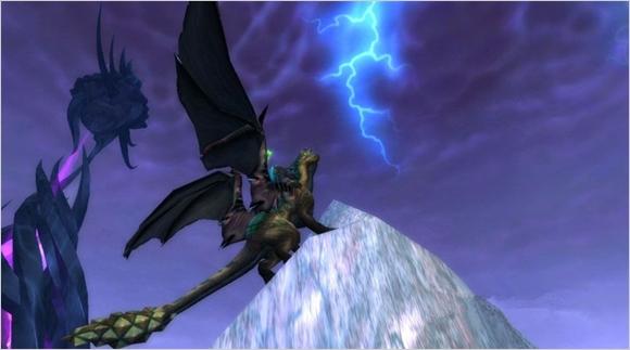 斑纹幼龙目前价格:580rmb来源——13版《灭世者》原装整盒补充包;史诗