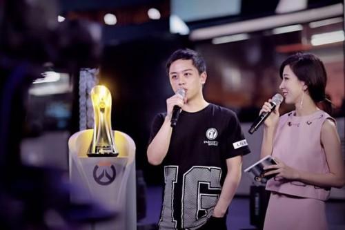 千呼万唤始出来:罗伊终于亮相第三赛季《守望