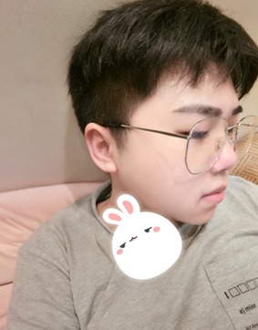 《爱情公寓》上映在即 "曾小贤"却跑到企鹅电竞直播打游戏