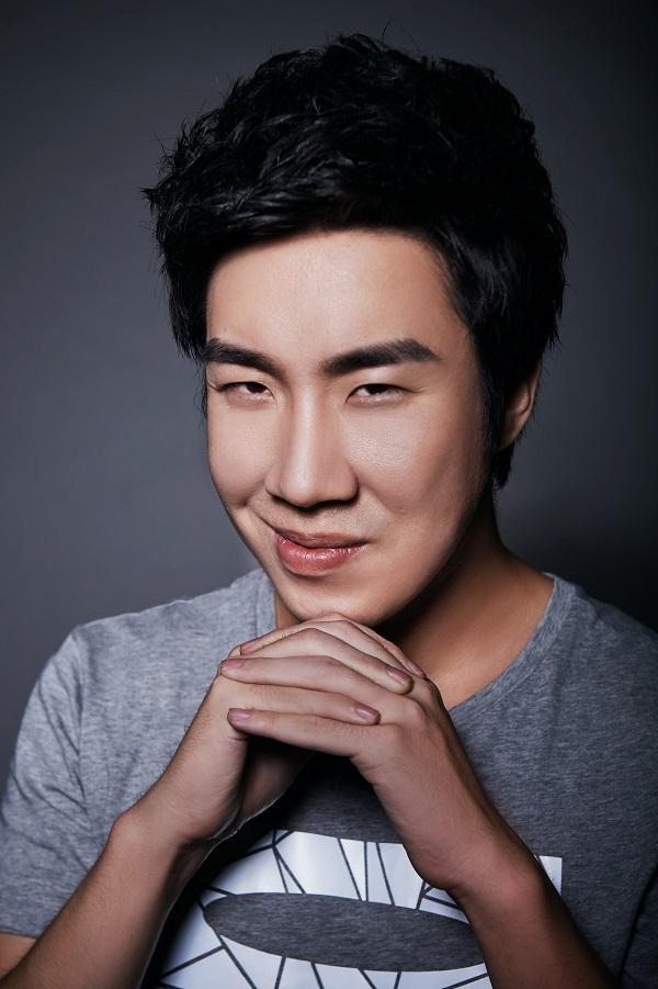 虎牙游戏主播lol版块仅剩两人jpg,554x312,128kb,444_250骚白上央视啦