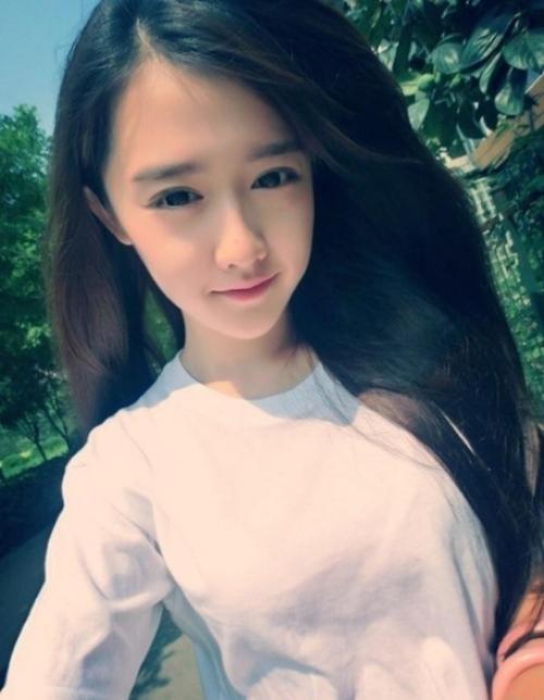 中国人民大学比清华大学差多少?比复旦呢
