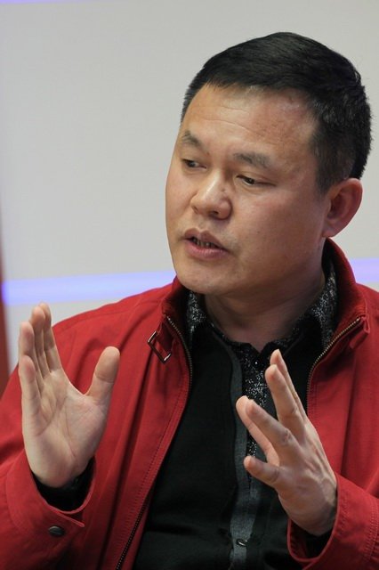 彭澎:我觉得这有一个循序渐进的过程,怎么公开法?我刚才讲了一个方案.