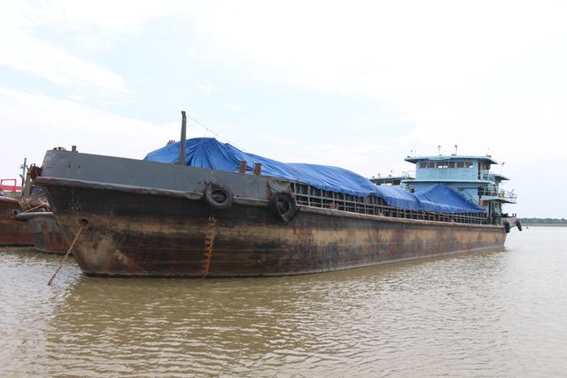 全国首宗海上倾倒垃圾污染环境案作出刑事判决_大粤网_腾讯网